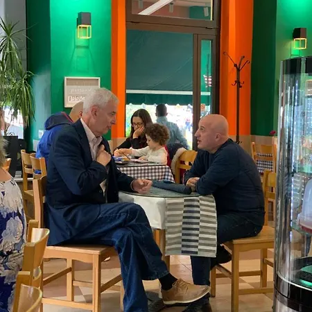 Couette-café Stephen Center 3*