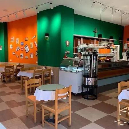 Stephen Center Couette-café