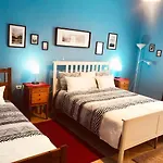 Bed & Breakfast Lauras Bb Tirana